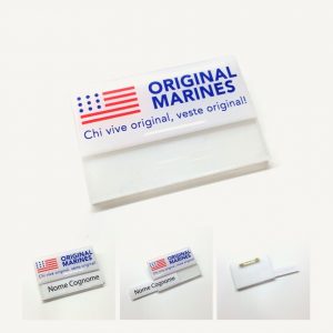 Badge portanome con adesivo resinato base il plexiglass – 60X40mm (cartoncino nome 60x15mm)